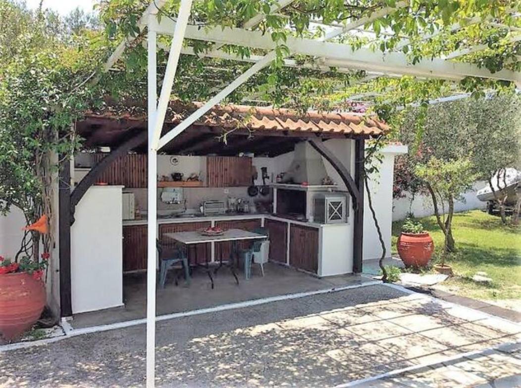 Lila Apartments Vourvourou Exterior foto